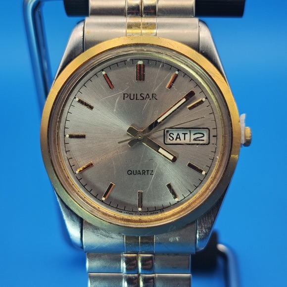 Pulsar Other - Vintage 1986 Pulsar by Seiko 34mm Men's Quartz Two Tone Watch Screw Back